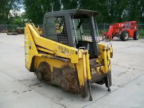Used Gehl 4635 Skid Steer Loader Parts