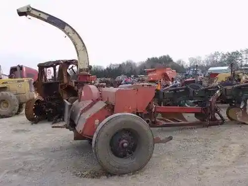 Used Gehl 1260 Harvester Parts