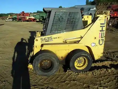 Used Gehl 5635 Skid Steer Loader Parts