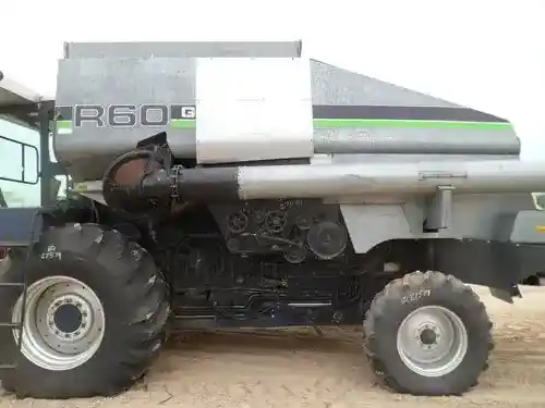 Used Gleaner r60 Combine Parts