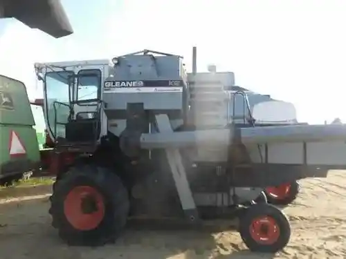 Used Gleaner K2 Combine Parts
