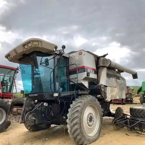 Used Gleaner R72 Combine Parts