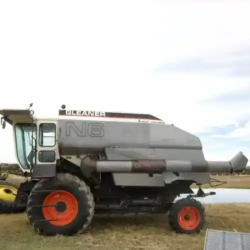 Used Gleaner n6 Combine Parts