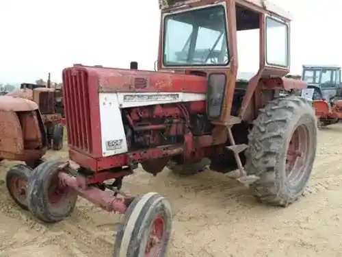 Used International 806 Tractor Parts