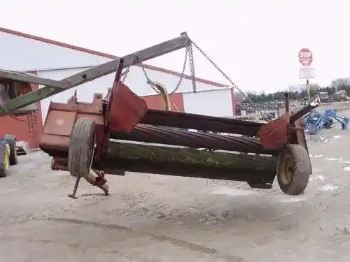 Used International 990 Hay Cutting Parts
