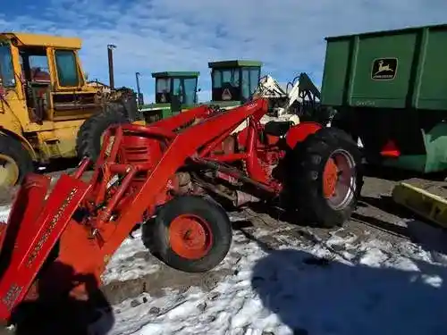 Used International 300 Tractor Parts