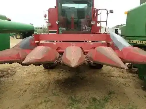 Used International 843 Header Parts