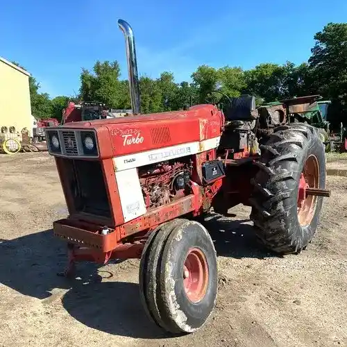 Used International 1566 Tractor Parts