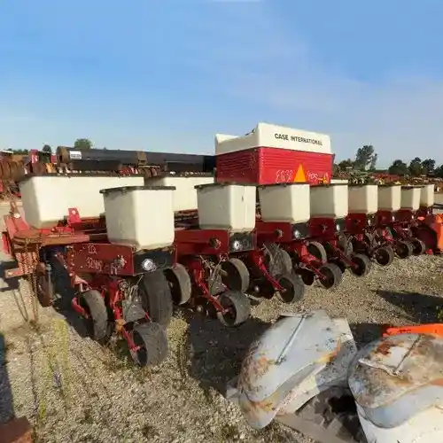 Used International 900 Planter Parts