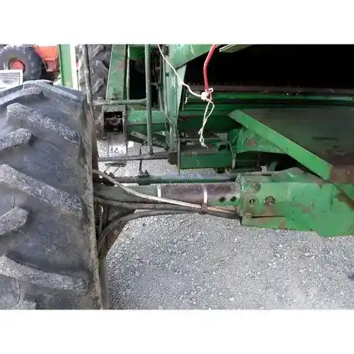 Used International 815 Combine Parts