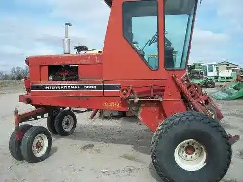 Used International 5000 Hay Cutting Parts