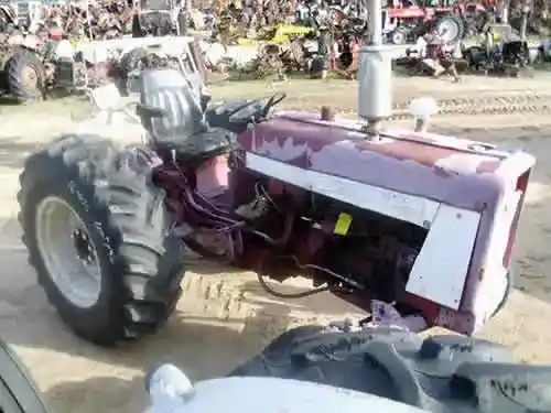 Used International 504 Tractor Parts