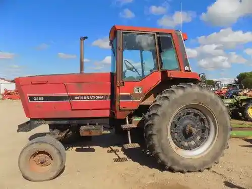 Used International 3288 Tractor Parts