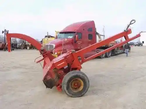 Used International 881 Harvester Parts