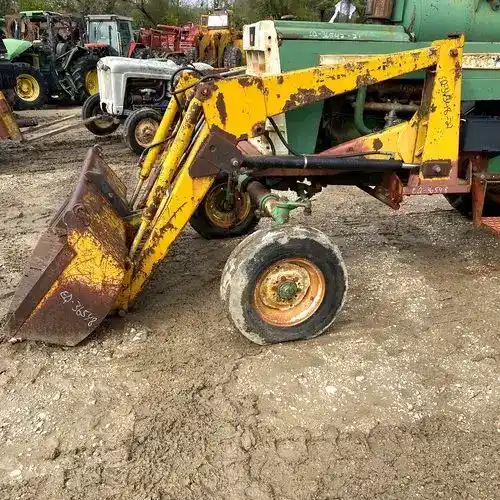 Used International 2000 Loader / Backhoe Attachments Parts