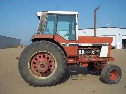 Used International 1586 Tractor Parts