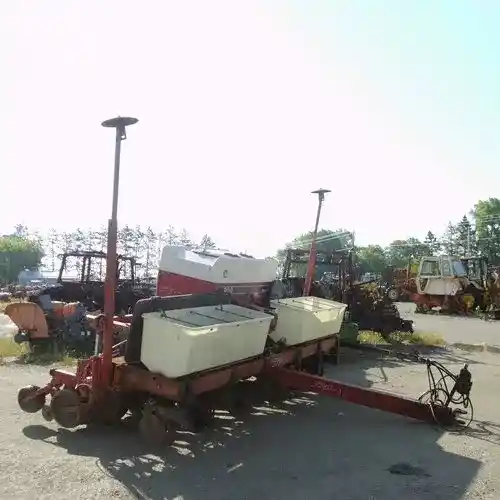Used International 900 Planter Parts