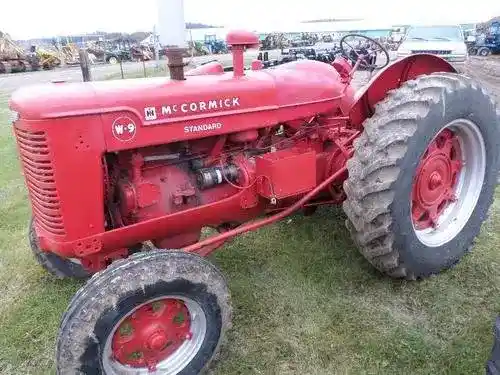 Used International W9 Tractor Parts