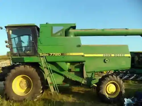 Used John Deere 7720 Combine Parts