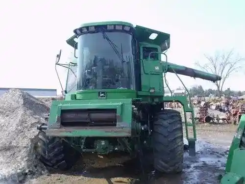 Used 1998 John Deere 9510 Combine Parts