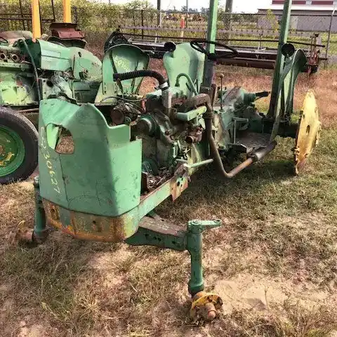 Used John Deere 1520 Tractor Parts
