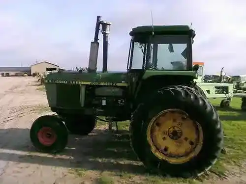 Used John Deere 4640 Tractor Parts