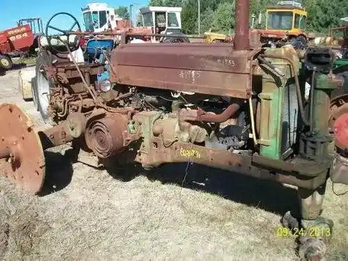 Used John Deere 620 Tractor Parts