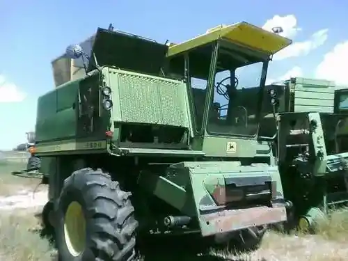 Used John Deere 6600 Combine Parts