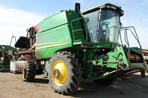 Used 2011 John Deere 9770 Combine Parts