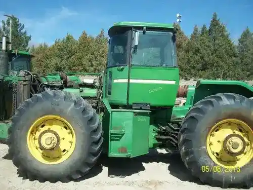 Used John Deere 8850 Tractor Parts