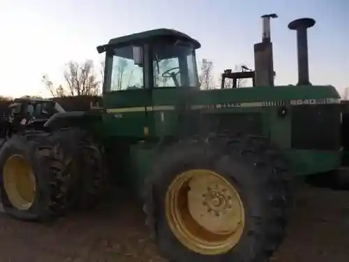 Used John Deere 8640 Tractor Parts