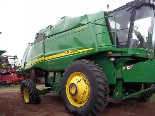 Used 2007 John Deere 9760 Combine Parts