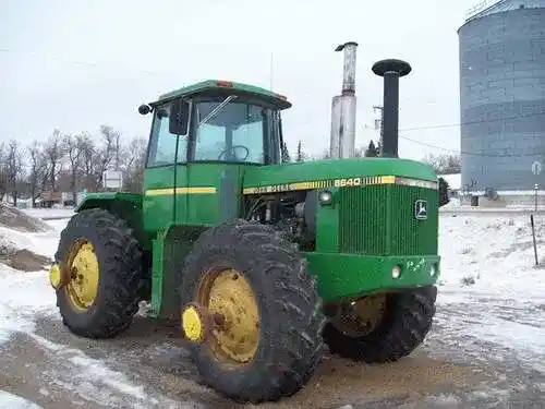 Used John Deere 8640 Tractor Parts