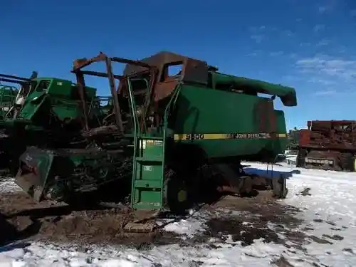 Used 1992 John Deere 9500 Combine Parts
