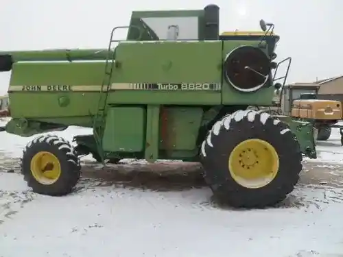 Used John Deere 8820 Combine Parts