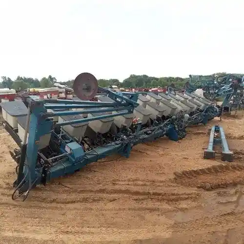 Used 1992 Kinze 2200 Planter Parts