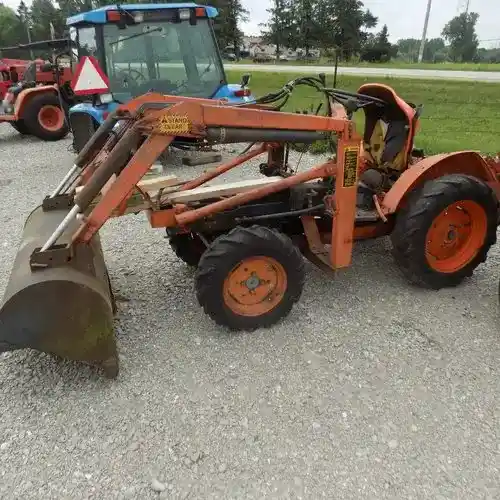 Used Kubota B6100 Tractor Parts