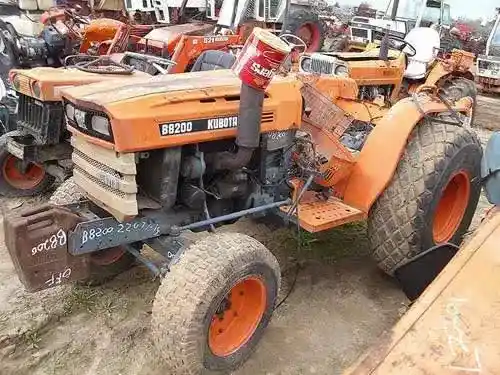 Used Kubota B8200 Tractor Parts