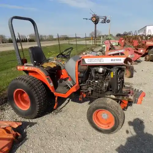 Used Kubota b2100 Tractor Parts