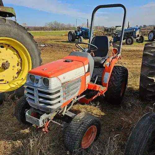 Used Kubota B7300 Tractor Parts