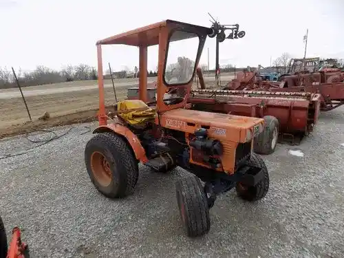 Used Kubota B7100 Tractor Parts