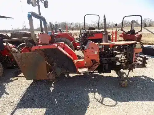 Used Kubota L2850 Tractor Parts