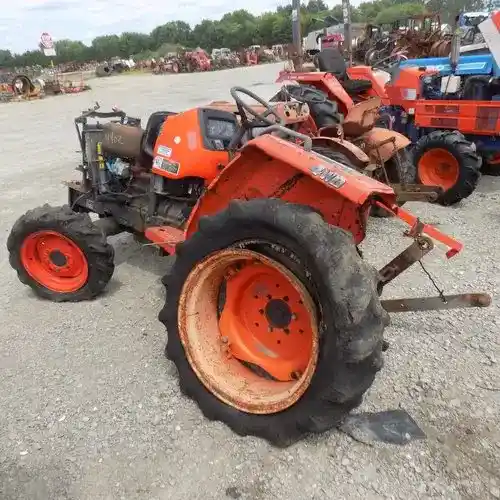 Used Kubota l3400 Tractor Parts