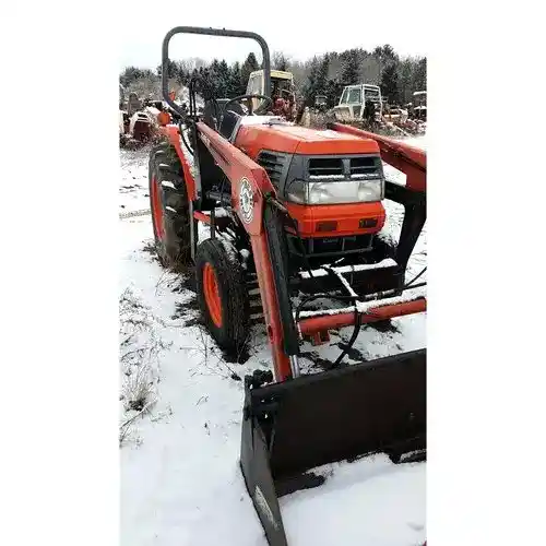 Used 867 Kubota L2900 Tractor Parts