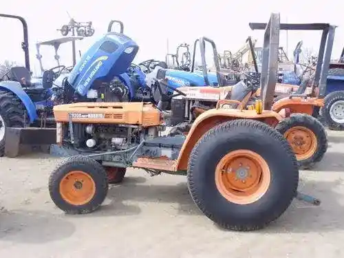 Used Kubota B9200 Tractor Parts