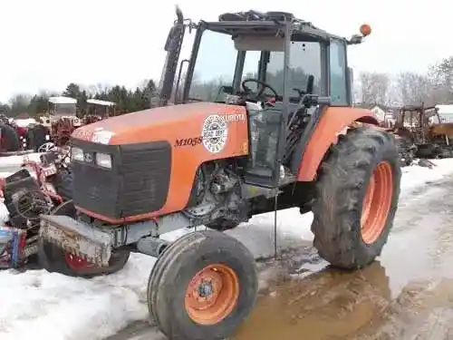 Used Kubota m105 Tractor Parts