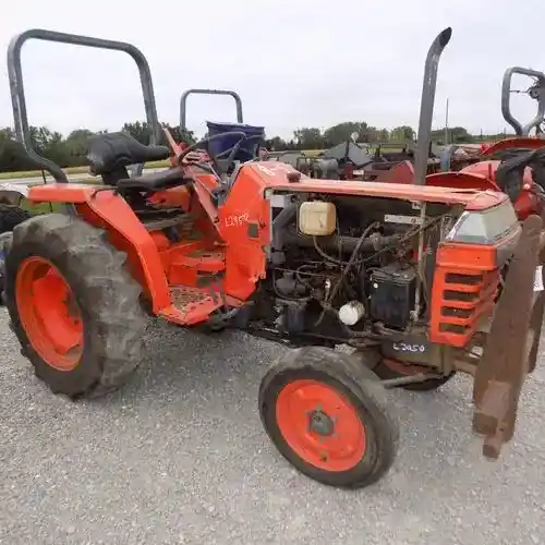 Used Kubota L2950 Tractor Parts