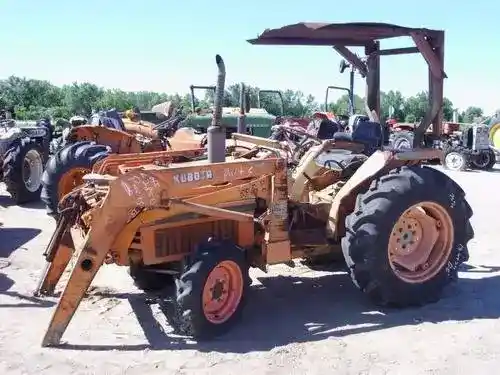 Used Kubota l2850 Tractor Parts