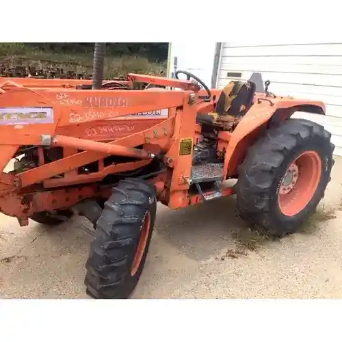 Used Kubota l3350 Tractor Parts