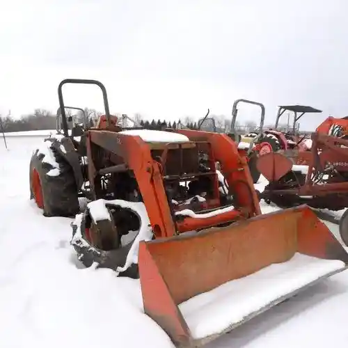 Used Kubota M5400 Tractor Parts